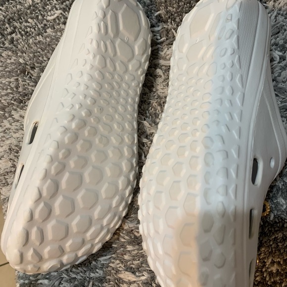 Clogs - Picture 4 of 4